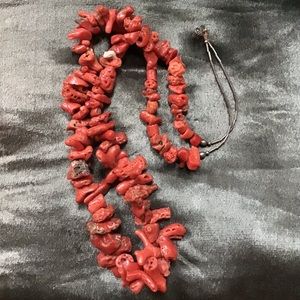 Vintage Graduated Rock Coral Necklace